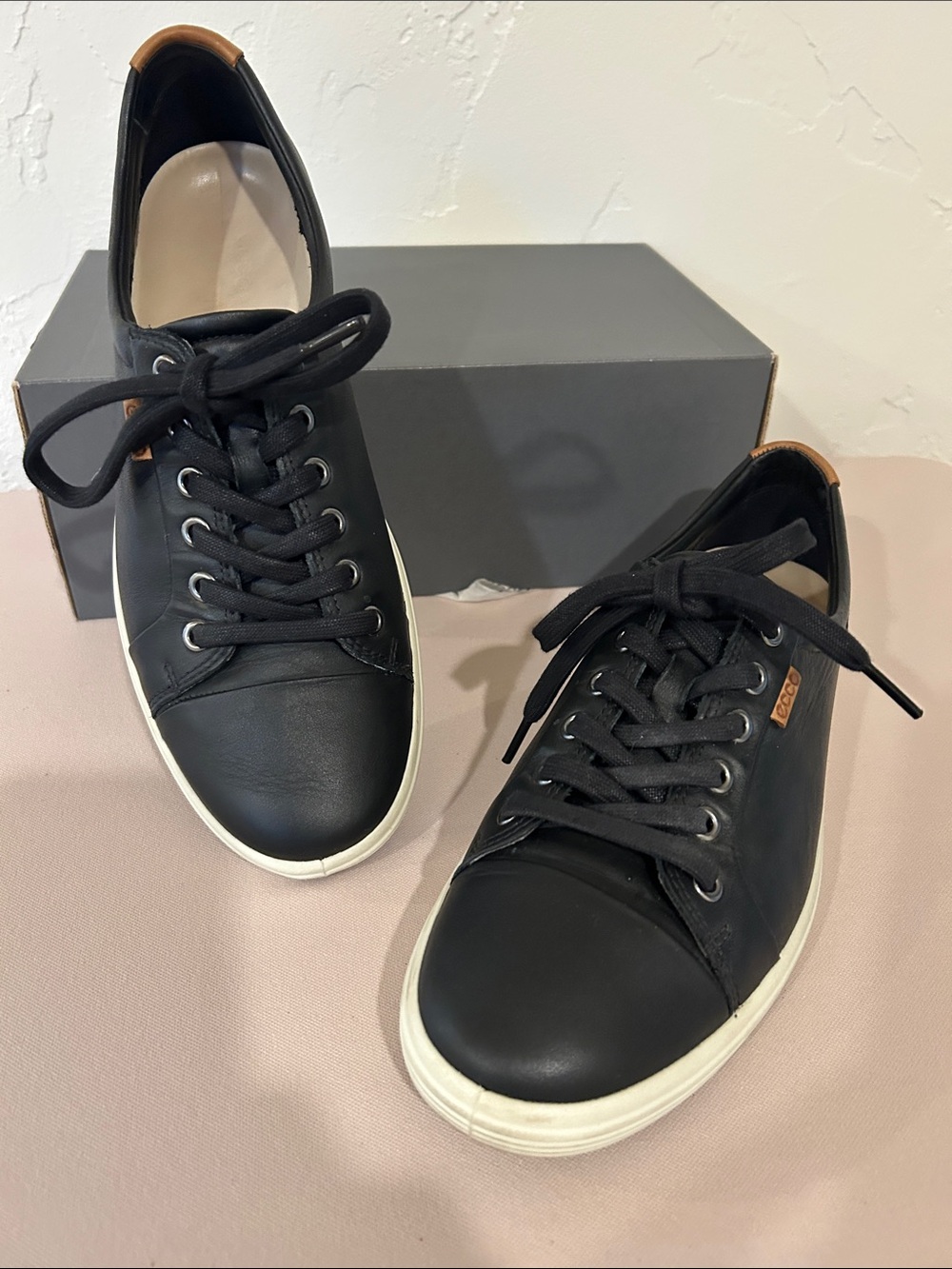ECCO Soft 7 Black Women’s Sneaker EU size 40